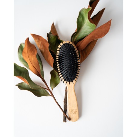 Large Oval Brush with Ecological Boar Hair Bristles