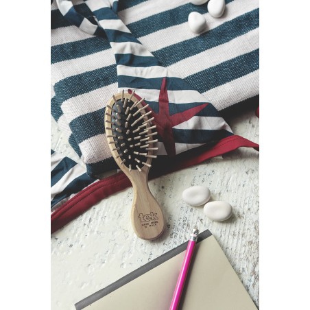 Mini Oval Brush | Gentle on Scalp & Hair